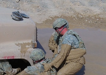 Stryker soldiers strive for excellence during vehicle recovery course