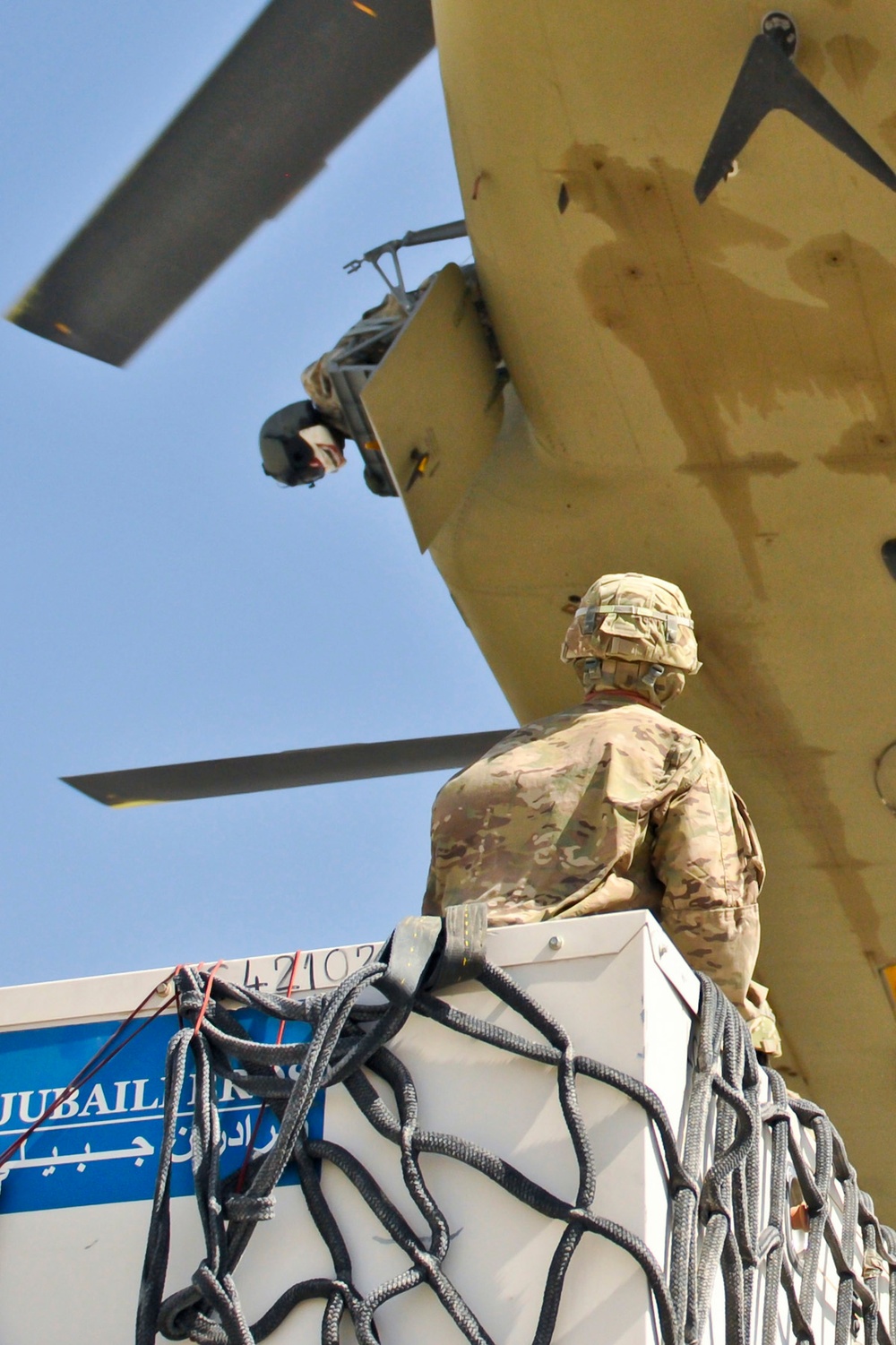 Blackhawk soldiers perform sling load operations