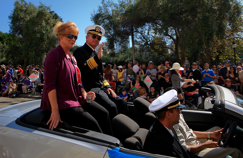 Marines march through San Francisco in Italian Heritage Parade