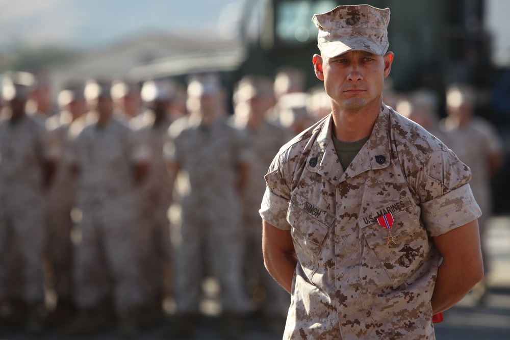 DVIDS - Images - Bronze Star recipient: Maintenance Marine tells his ...