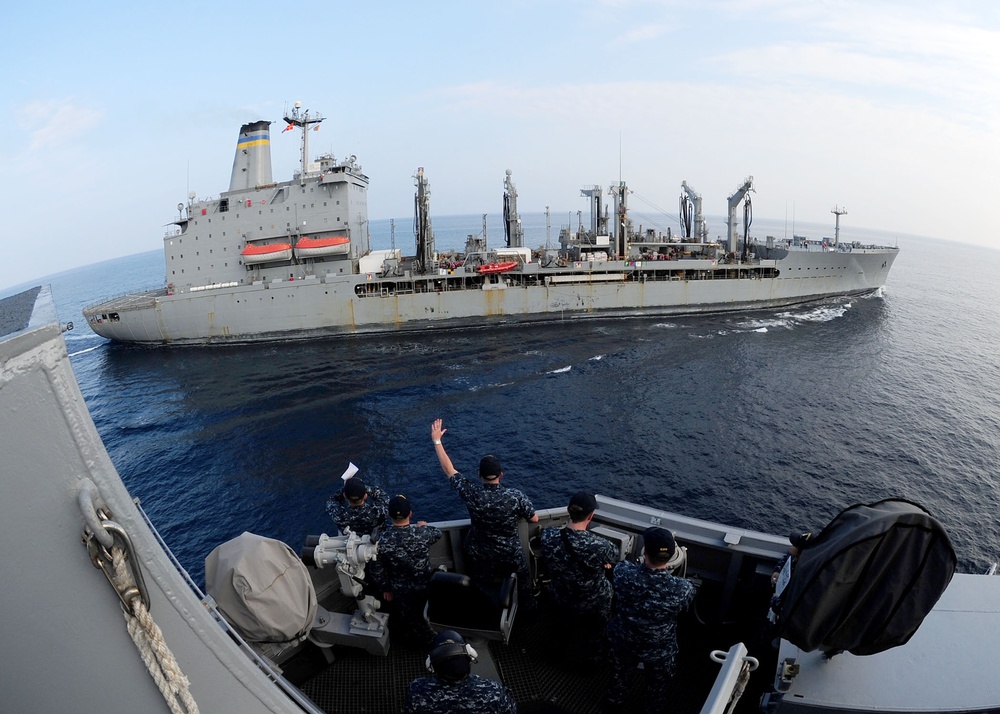 DVIDS - Images - USS Pinckney action [Image 3 of 3]