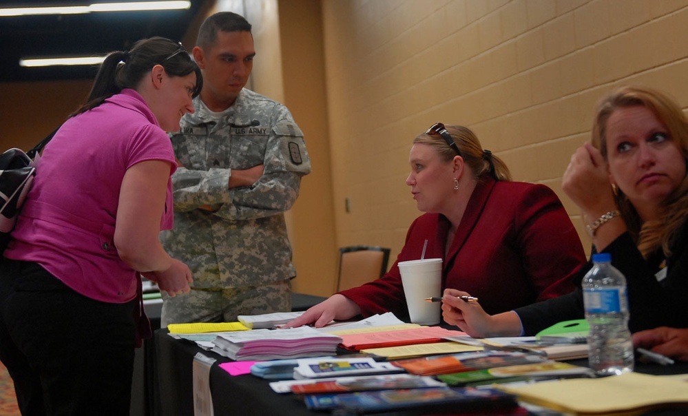 Yellow Ribbon Program helps keep Army strong