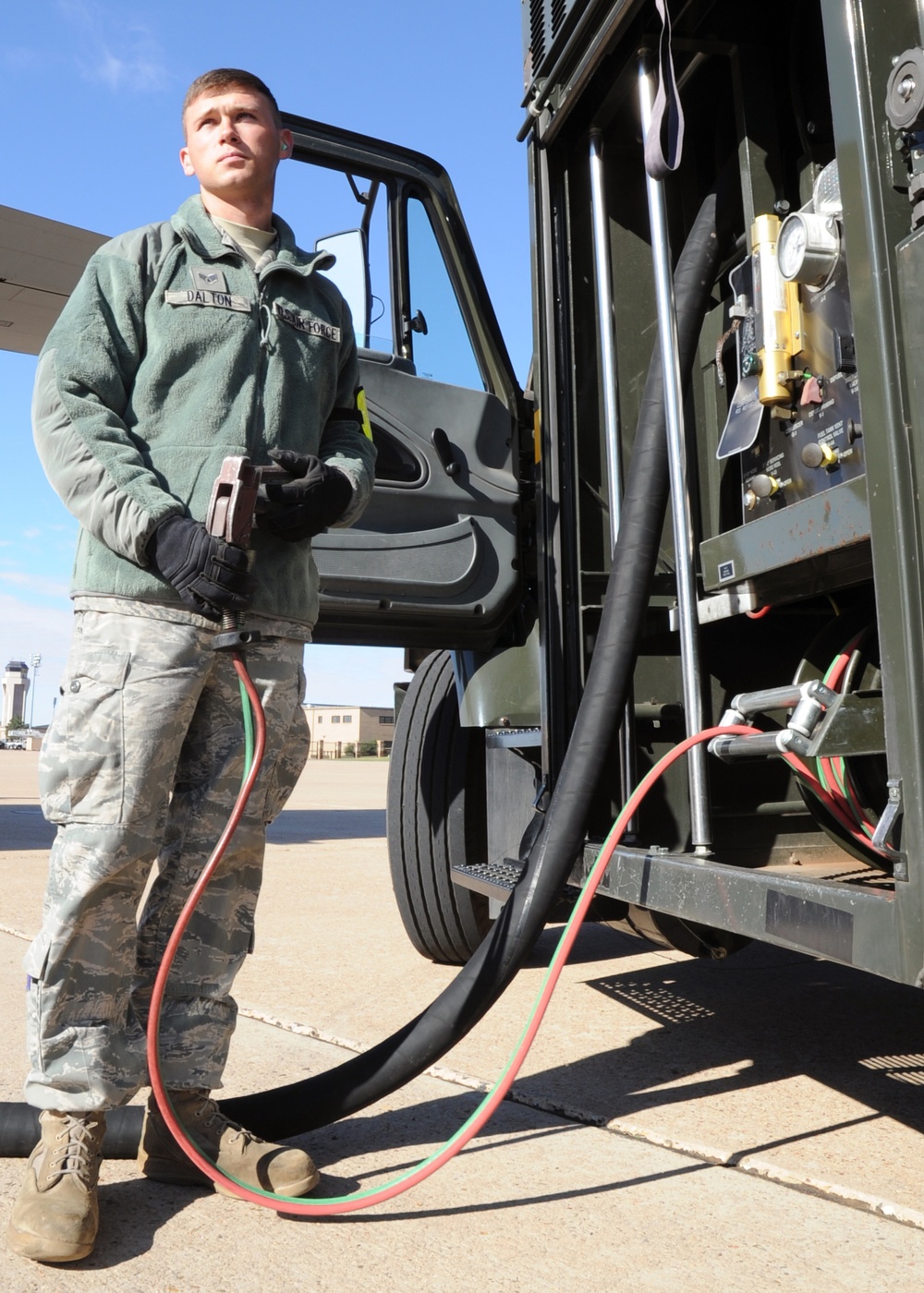 Cannon behind the scenes: fueling the flight