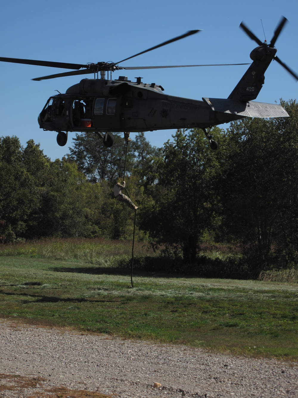 Fast rope insertion and extraction system training