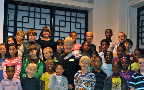 SAES greets first lady of Georgia