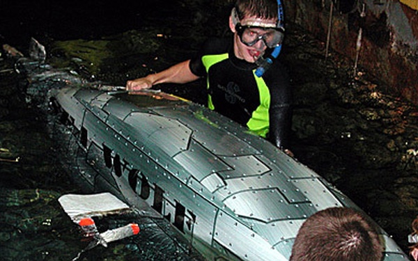 From submarine to full Marine