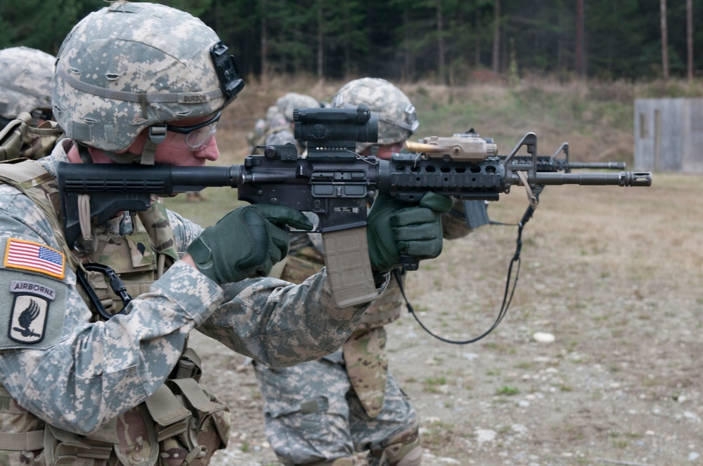 Patriot Battalion conducts close quarters marksmanship training