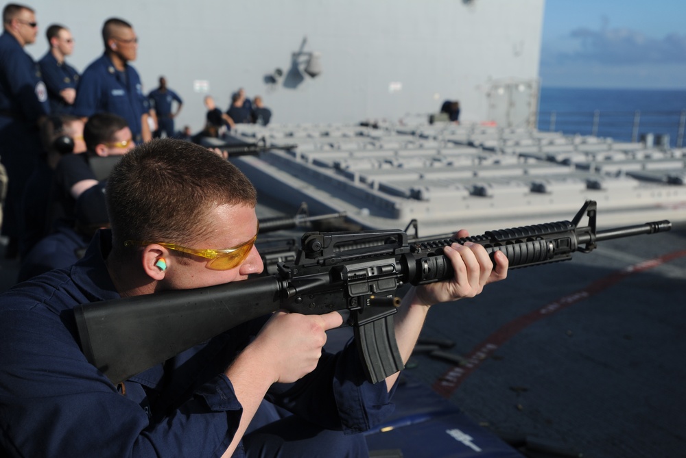 DVIDS - Images - USS Anzio action [Image 1 of 2]