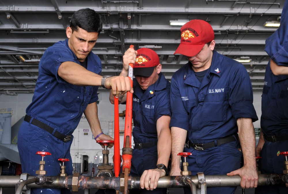 USS George Washington action