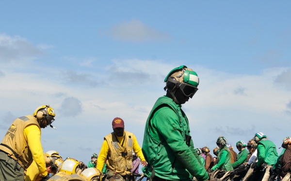 USS George Washington action