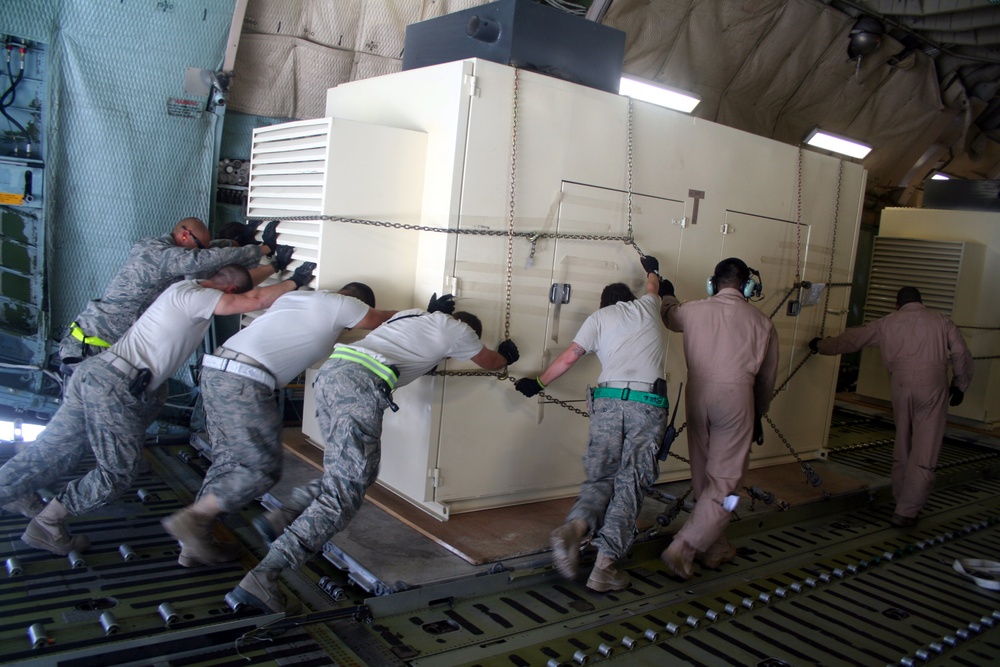 Maintainers, aerial porters, aircrews shoulder the success of fuel conservation efforts