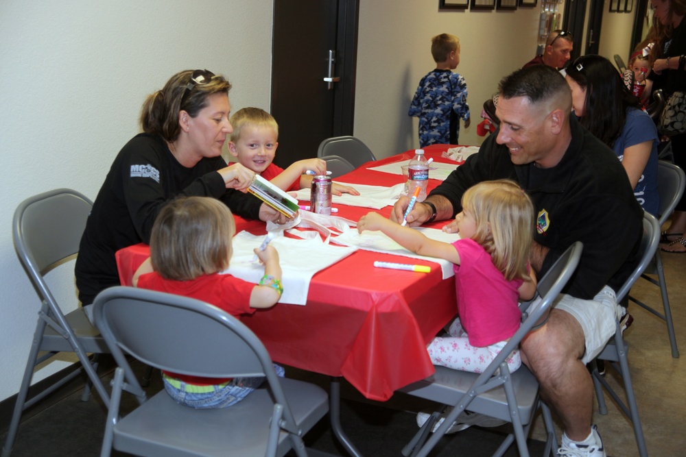 3rd Assault Amphibian Battalion families come together for children’s book exchange