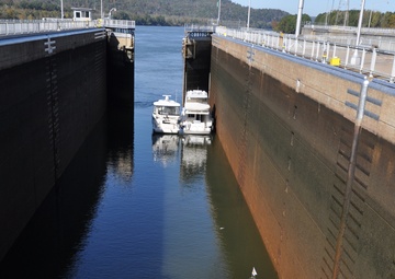 Tennessee River locking operations keep America's economy in ship shape