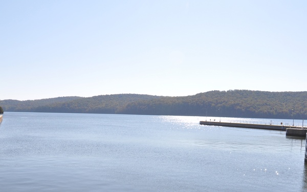 Tennessee River locking operations keep America's economy in ship shape