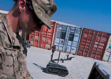 Repair team keeps robots in the fight