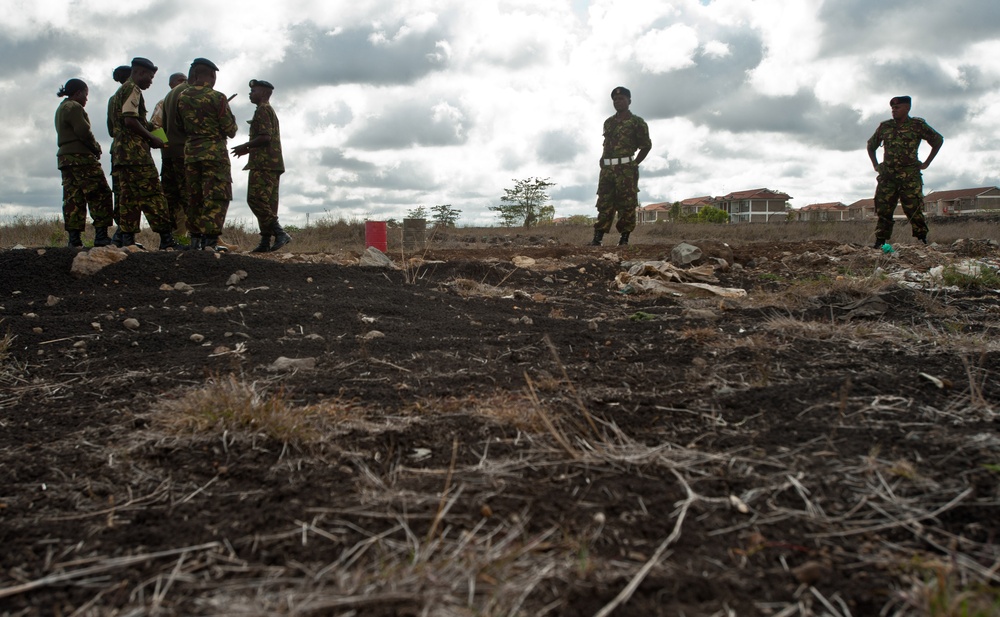 Kenyan soldiers train, prepare for civil affairs mission