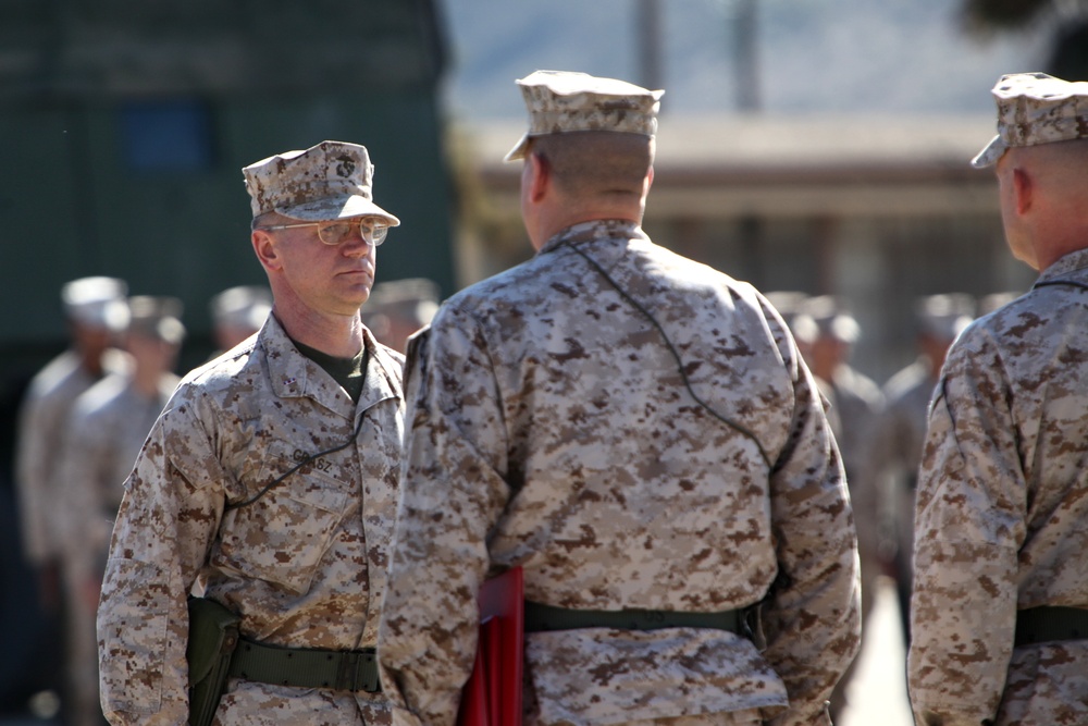 Ordnance Maintenance Company Marine retires after 30 years of service