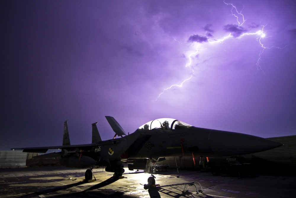Eagle lightning