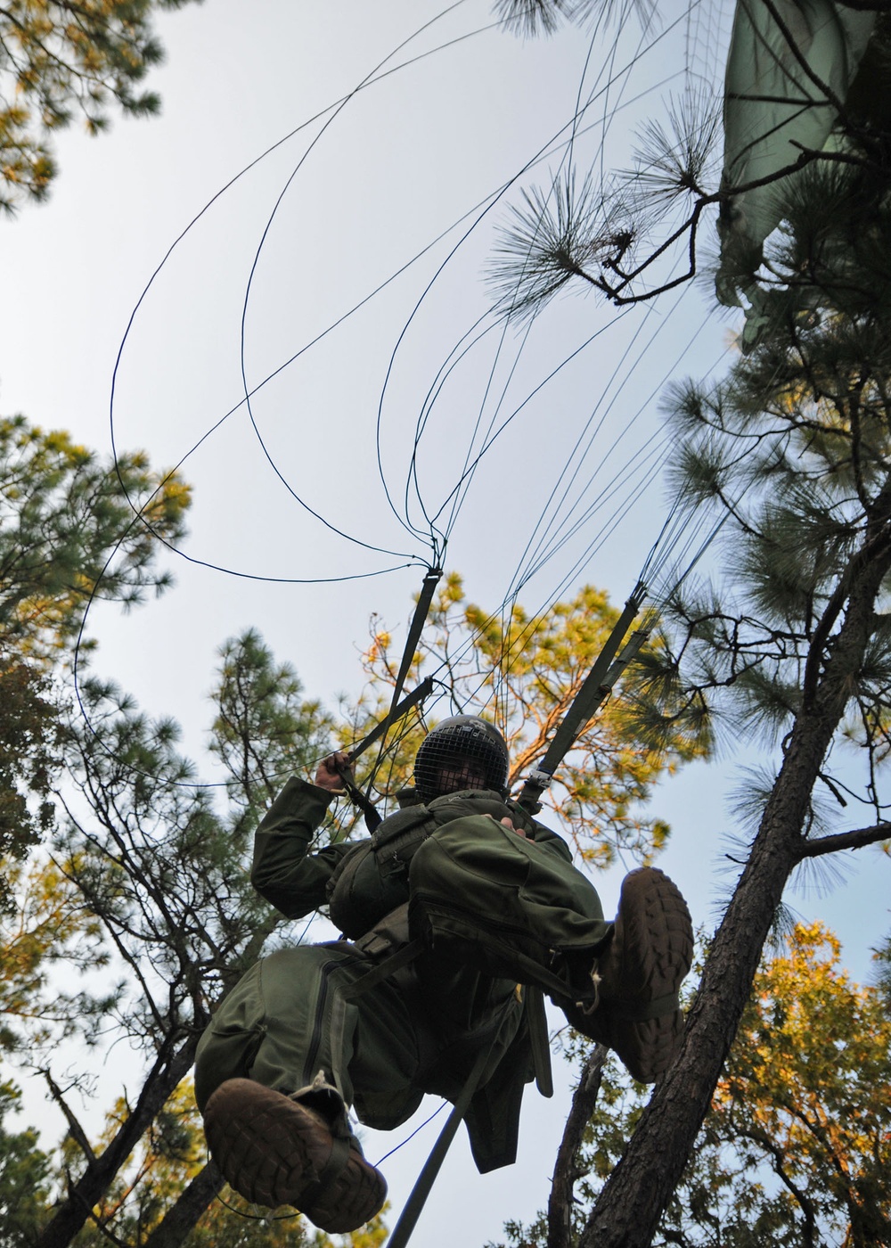 ‘Jumping into the Thick of It:’ Engineers conduct Rough Terrain Airborne Operations