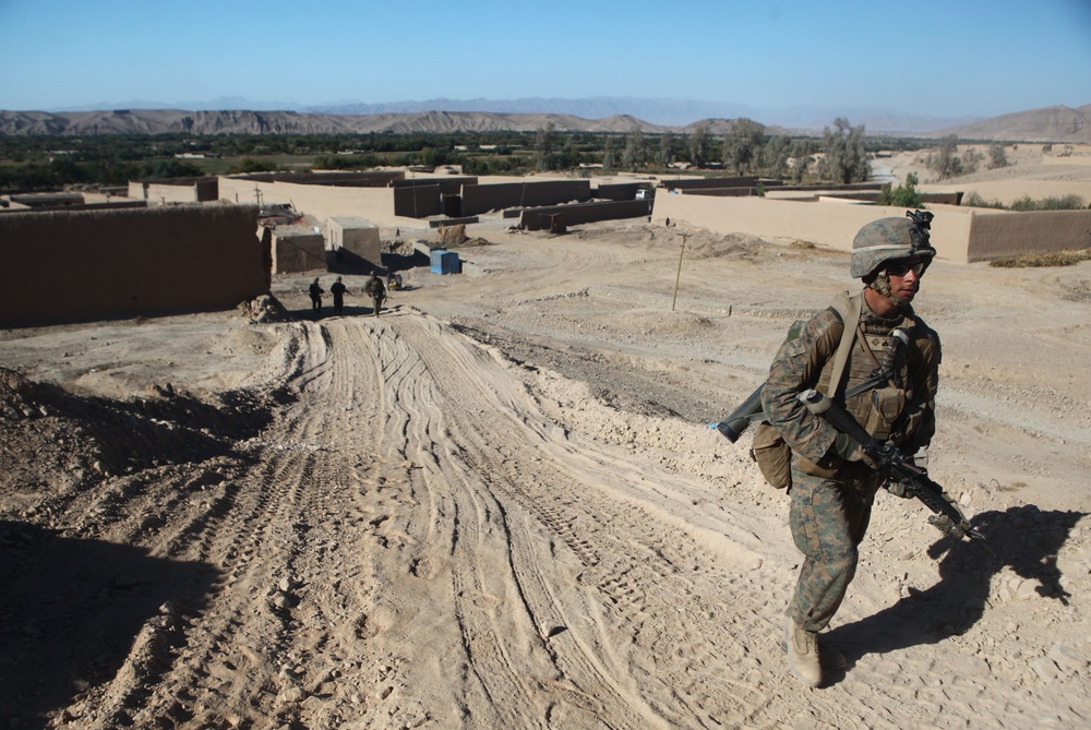 Marines in Kajaki Sofla disrupt insurgency, foster ties