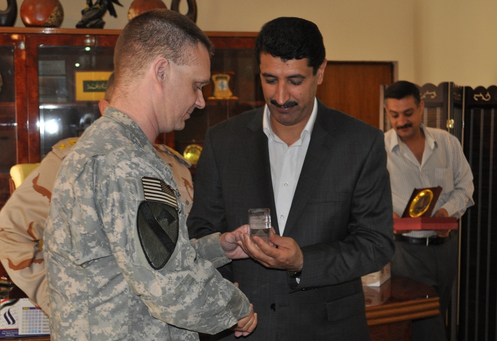 US Transition team leader, ‘Red Dragons’ support Samarra redevelopment