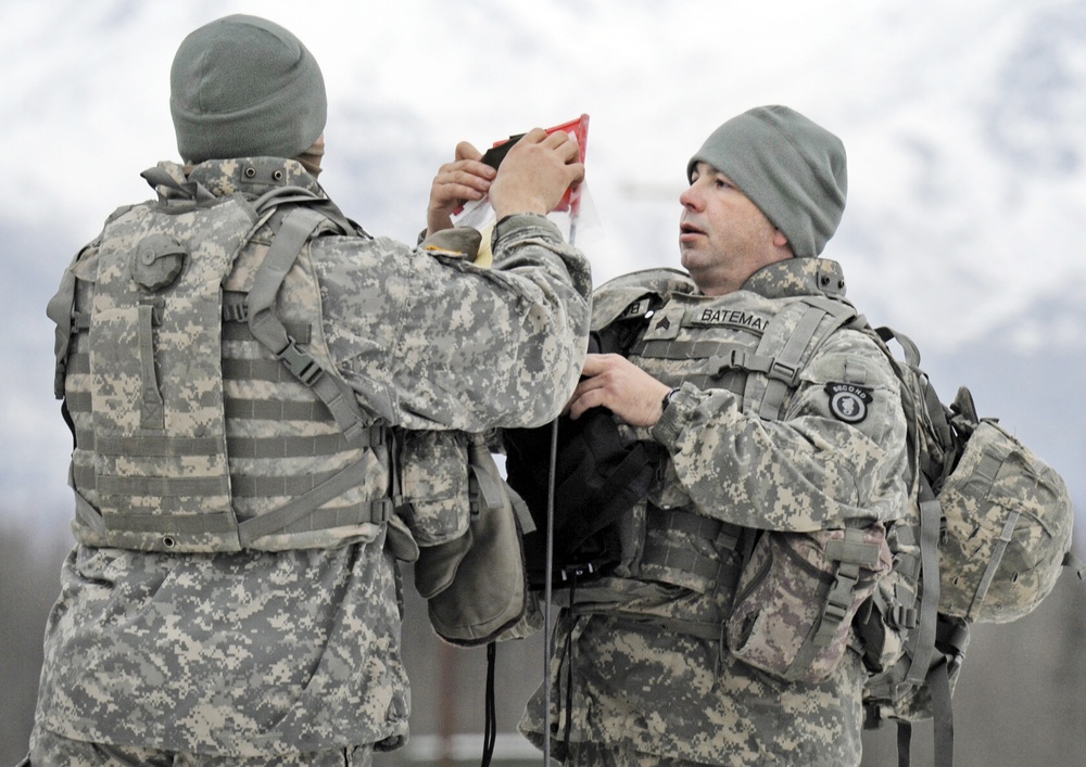 4th Quartermaster Det. (Airborne) land Navigation training JBER