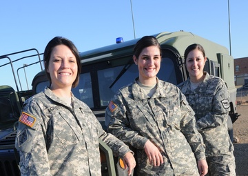 Soldier enlists into family tradition