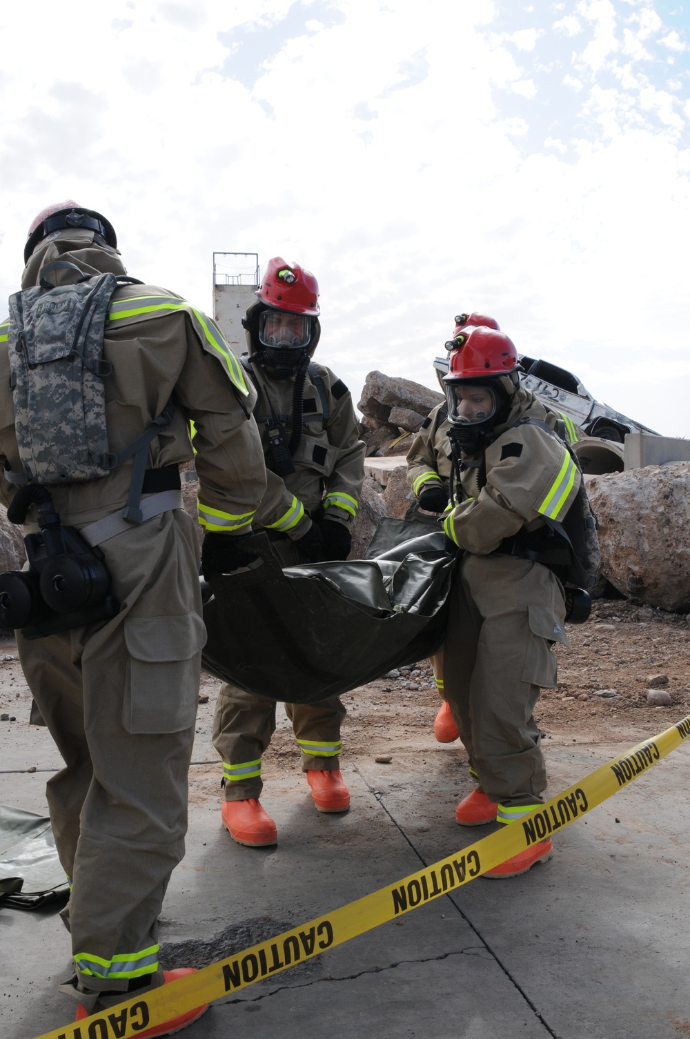 California National Guard’s Homeland Response Force trains in the desert during the 2011 Arizona Statewide Vigilant Guard Exercise