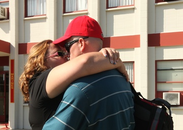 Last Marine team returns home from Iraq