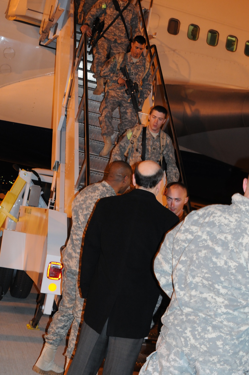 Federal Reserve chairman visits Fort Bliss