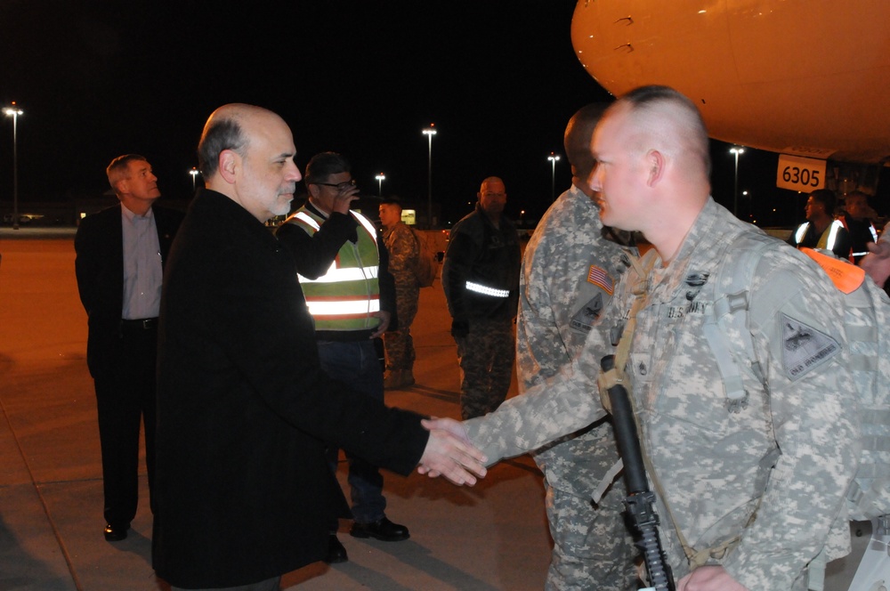 Federal Reserve chairman visits Fort Bliss