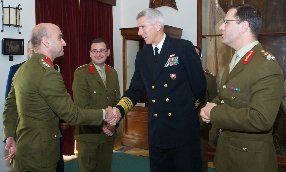 NAVEUR-NAVAF commander visits Malta