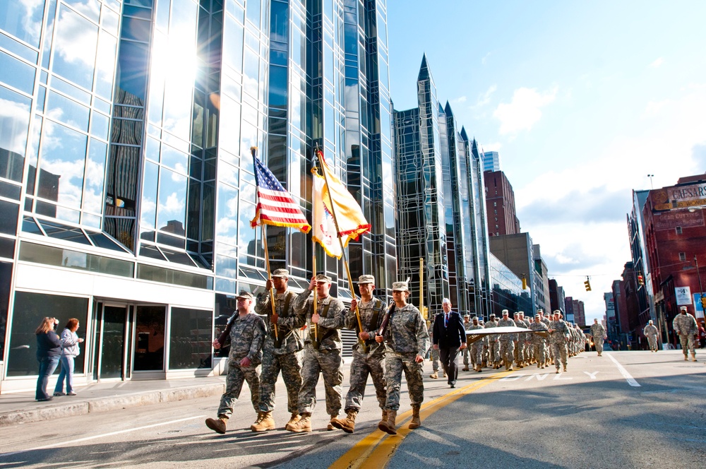 DVIDS Images Pittsburgh Veterans Day parade [Image 8 of 9]