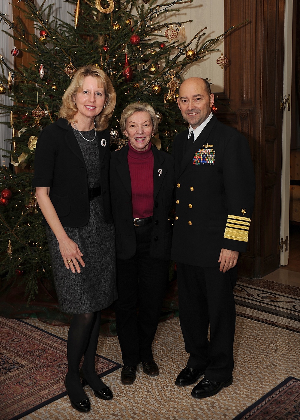 SACEUR delivers his Christmas message