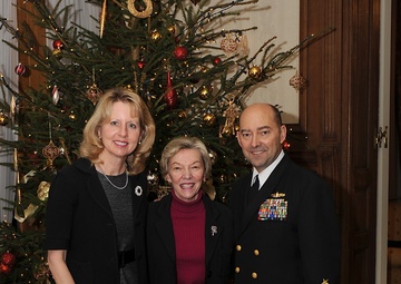 SACEUR delivers his Christmas message