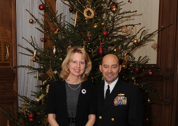 SACEUR delivers his Christmas message