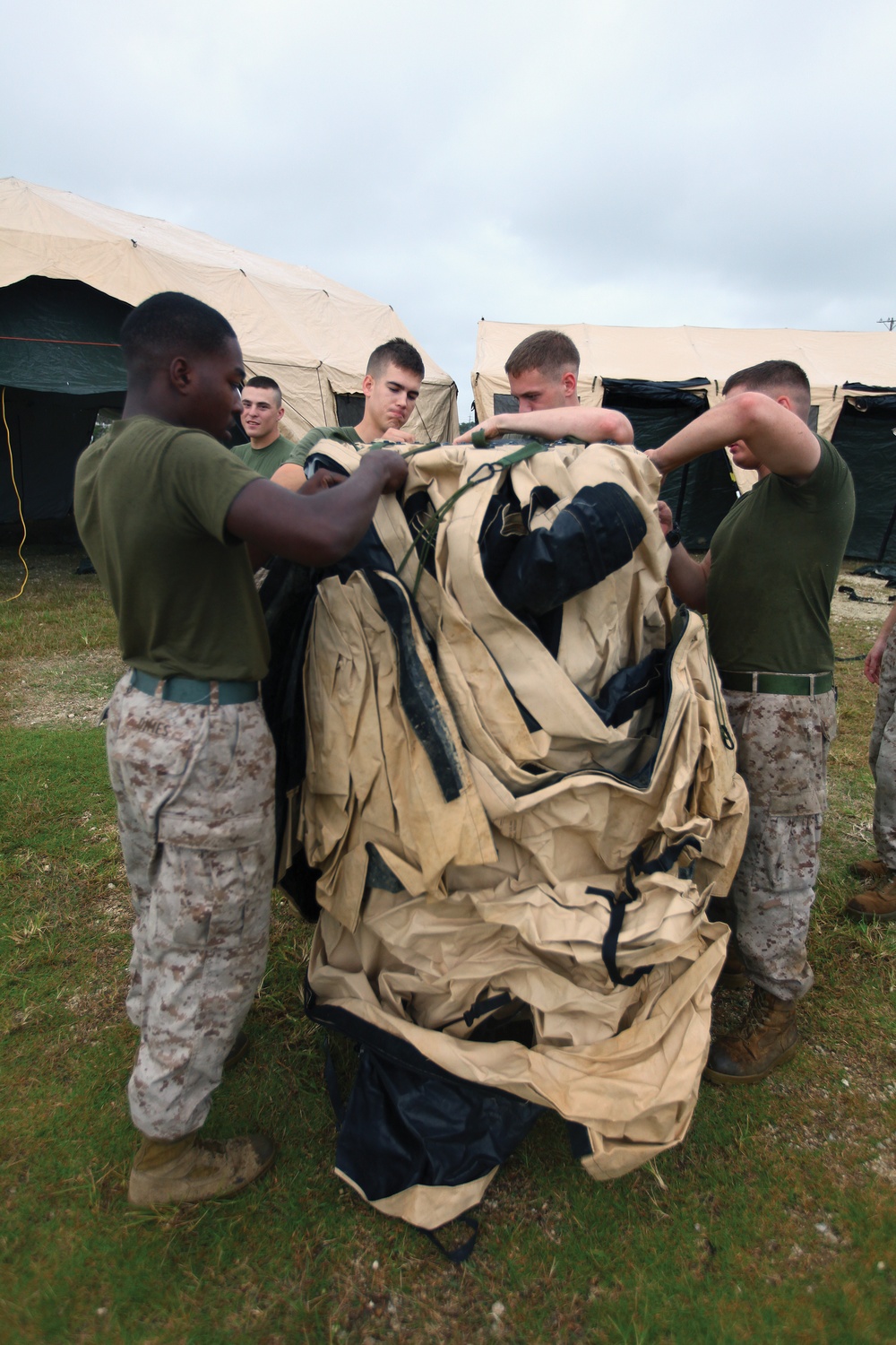 Marines establish command operations center, living quarters