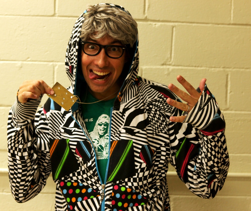 Hip-hop librarian uses wacky rhymes to reach youth