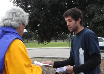Skateboarders push 12 miles for wounded troops