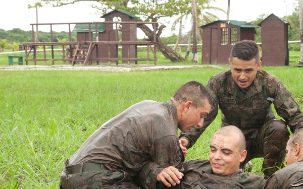 Amphibious-Southern Partnership Station 2012
