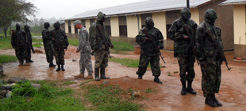 Rwandan, US soldiers conduct leadership course