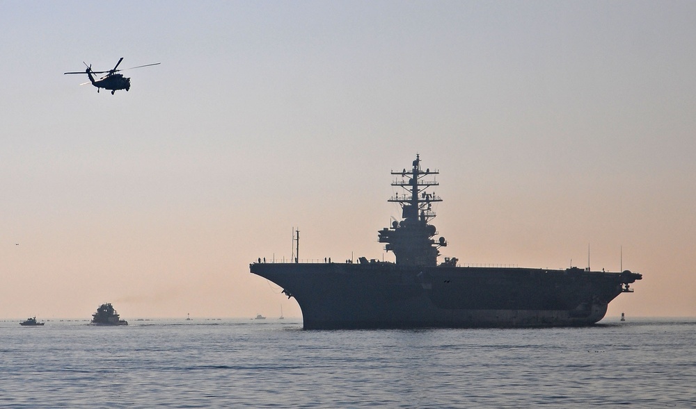 USS Ronald Reagan transits San Diego Bay