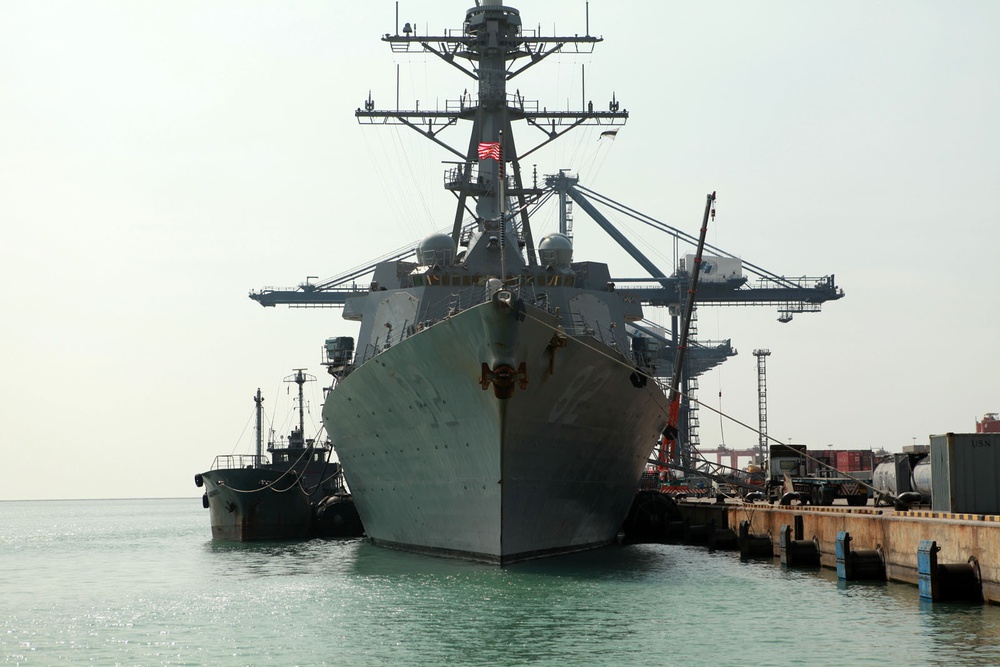 USS Lassen arrives to assist Thailand