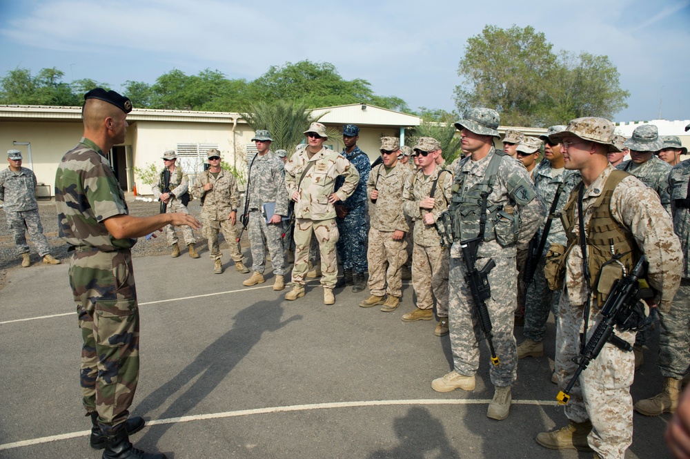 French and US service members survive the Djibouti Desert