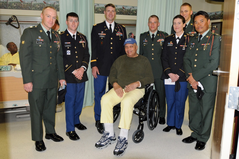 Vanguard soldiers visit veterans at VA hospital