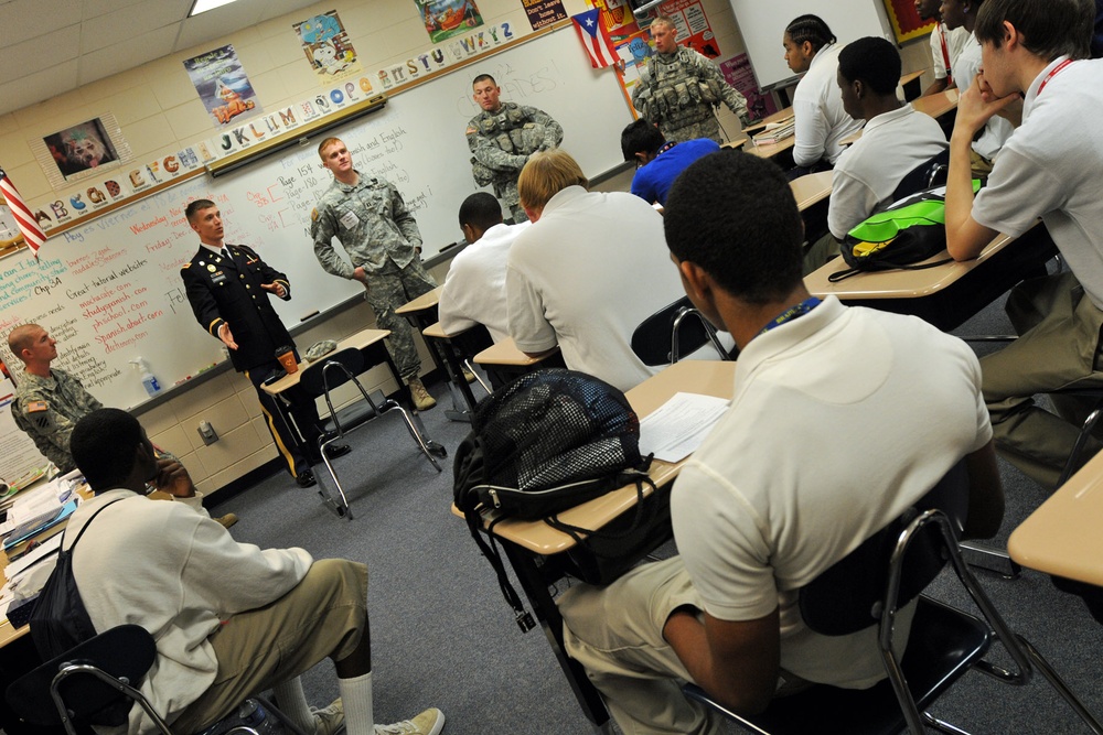 Sentinels share Army experience at Bradwell Institute Career Expo
