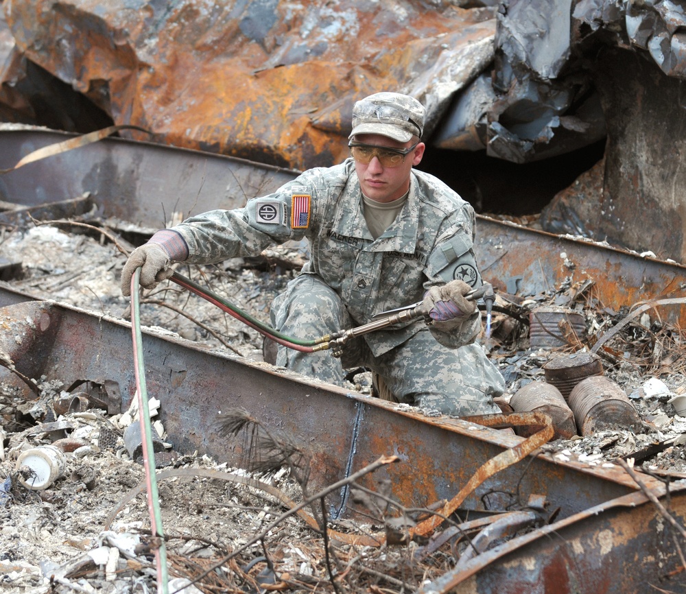 Soldier assists with wildfire cleanup in Bastrop, Texas