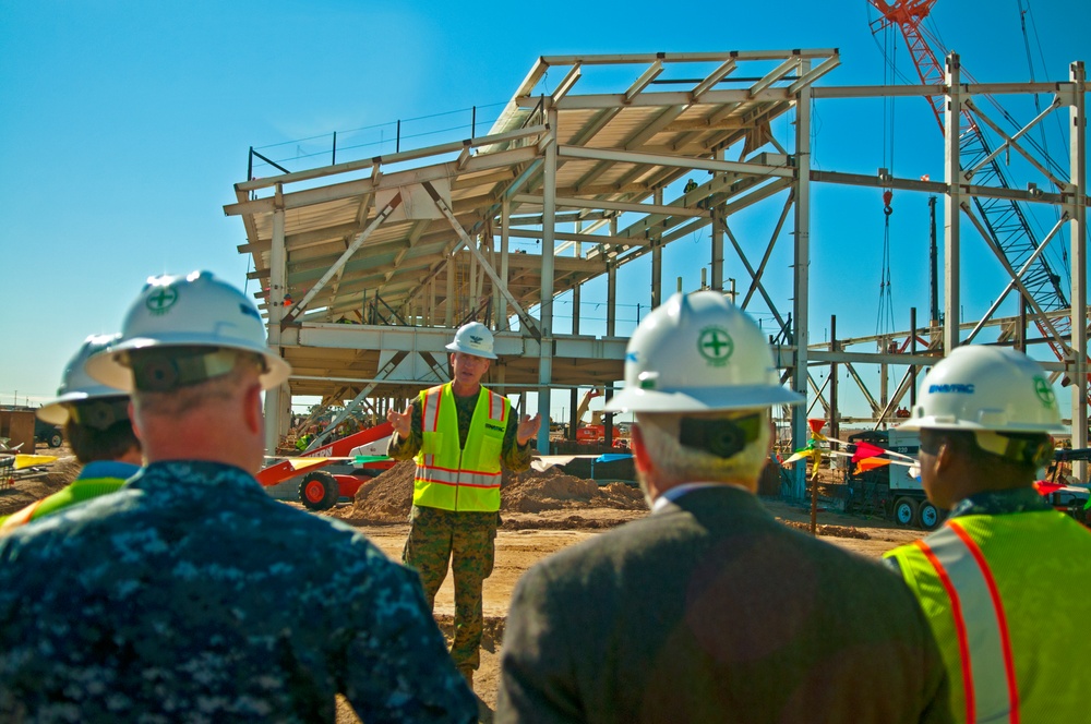 Yuma tops off new JSF hangar