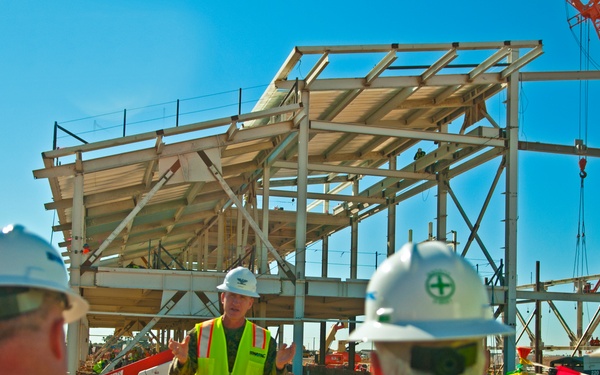 Yuma tops off new JSF hangar