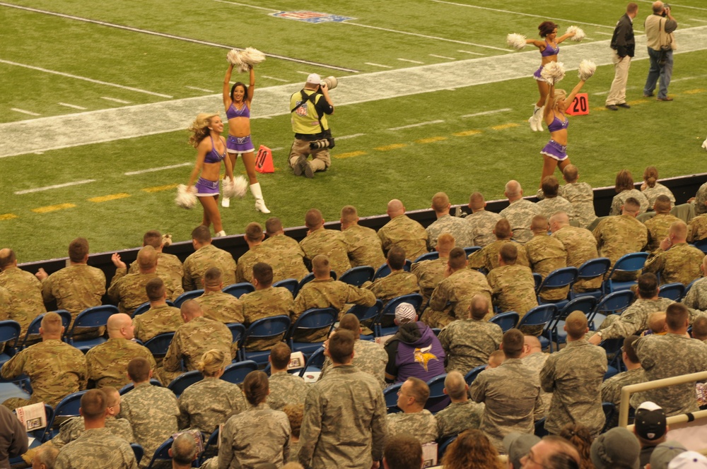 Vikes honor IANG soldiers during military appreciation game